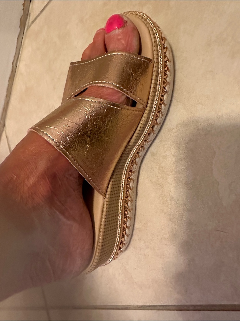 Women’s Metallic Gold Platform Slide Sandal - Comfortable Slip-On